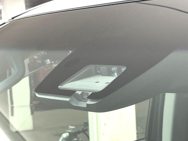 �y�O�He-Assist�z���s���ɑO���̎ԗ�����F�����A�Փ˂������Ȏ��͌x��ƃu���[�L�ŏՓˉ���Ɣ�Q�y�����A�V�X�g�B�����S�Ƀh���C�u�����y���݂��������܂��B