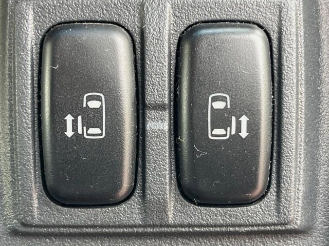 �y�����p���[�X���C�h�h�A�z�X�}�[�g�L�[��^�]�Ȃ̃X�C�b�`�Ō�ȗ����X���C�h�h�A�̊J���\���d��������͂����ăh�A���J����K�v�������A�����Ȃ��q�l�ł��ȒP�ɊJ���߂ł����K�ł���