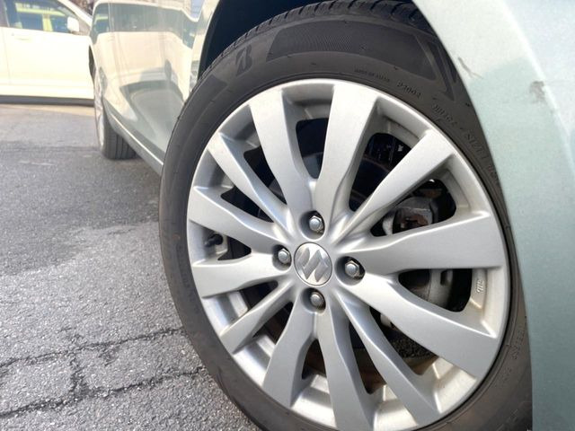 �y����16�C���`�A���~�z�C�[���z�O�ςɃ}�b�`���������A���~�z�C�[���𑕒����Ă���܂��B�e��ЊO�A���~�z�C�[����A�X�^�b�h���X�^�C�����戵�����Ă���܂��B���񂲑��k����������