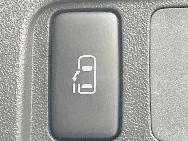 �y�p���[�X���C�h�h�A�z�X�}�[�g�L�[��^�]�Ȃ̃X�C�b�`�ŃX���C�h�h�A�̊J���\���d��������͂����ăh�A���J����K�v�������A���������q�l�ł��A�d���ו��������Ă��鎞�����N�ɊJ���߂ł��܂���