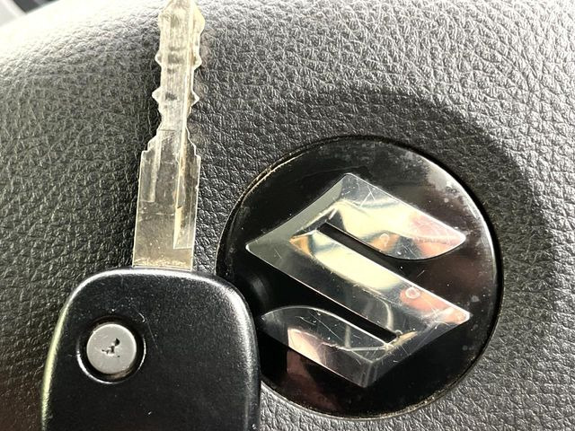 �y�L�[���X�z�������ꂽ�ꏊ����ł��{�^����Ńh�A�̊J���E�{�����ł���̂łƂ��Ă��֗�!�h�A�̌�������ɏ������邱�Ƃ�����܂����