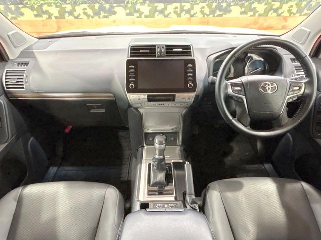 グループ総在庫数約30,000台!!全国の系列店からメーカー・車種問わずご紹介出来るので、あなたにピッタリのお車が見つかるはずです♪まずはお問い合わせ下さい☆