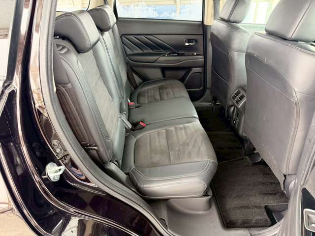 �C�ɂȂ邨�Ԃ�����܂�����E�̓d�b�ԍ����璼�ڂ��X�ɂ��₢���킹���������B�x�����@����ԗ����A��Ԃ܂łȂ�ł������������Ē����܂��B�X�^�b�t�ꓯ���A�����҂����Ă���܂��B