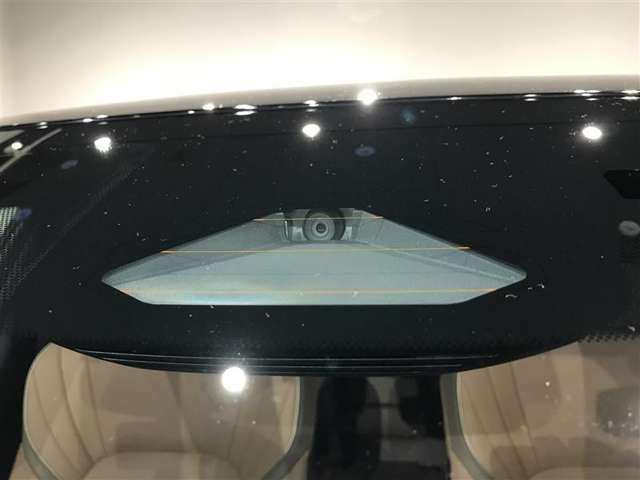 クラウンスポーツ2.5 Z E-Four 4WD