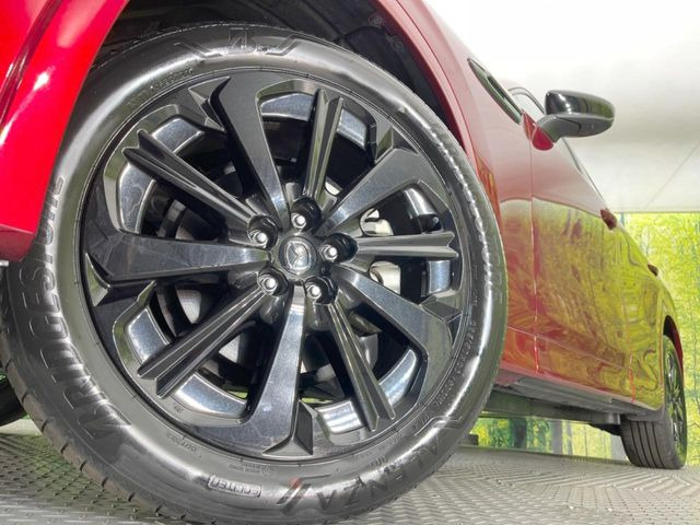 �y����20�C���`�A���~�z�C�[���z�O�ςɃ}�b�`���������A���~�z�C�[���𑕒����Ă���܂��B�e��ЊO�A���~�z�C�[����A�X�^�b�h���X�^�C�����戵�����Ă���܂��B���񂲑��k����������