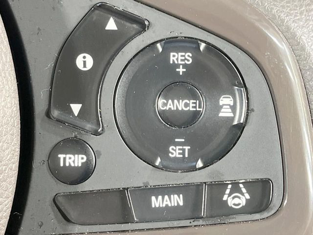 �y�A�_�v�e�B�u�N���[�Y�R���g���[���z�������H�ł̒��������s���y��!!�����ő��x��ۂN���[�Y�R���g���[�����A�Փˌy���V�X�e���ƘA�g���A�O���̎ԗ������m���ĎԊԂ�ۂ悤�ɑ��x���߂��Ă���܂�!!