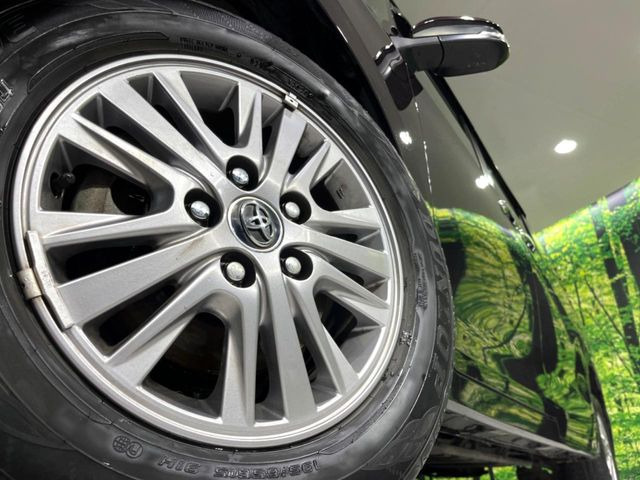 �y����15�C���`�A���~�z�C�[���z�O�ςɃ}�b�`���������A���~�z�C�[���𑕒����Ă���܂��B�e��ЊO�A���~�z�C�[����A�X�^�b�h���X�^�C�����戵�����Ă���܂��B���񂲑��k����������