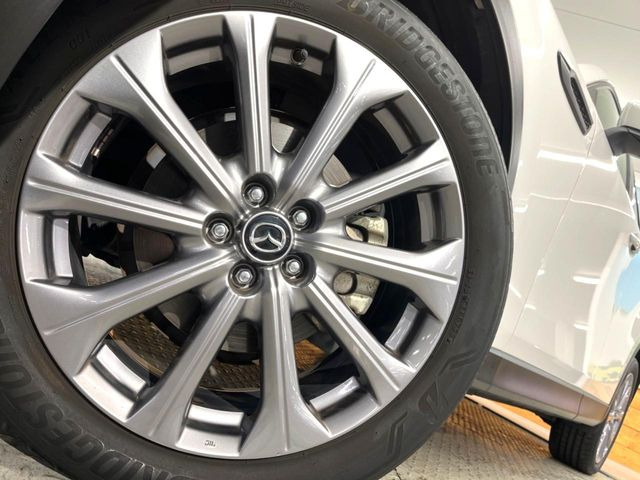 【純正インチアルミホイール】外観にマッチした純正アルミホイールを装着しております。各種社外アルミホイールや、スタッドレスタイヤも取扱いしております。是非ご相談ください♪