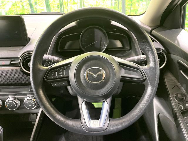 �y�X�e�A�����O�X�C�b�`�z�^�]���A�O������ڐ������炷���ƂȂ��A�I�[�f�B�I���̑��삪�\�ȕ֗��@�\!���S&���K�ȃh���C�u�����o���Ă���܂���