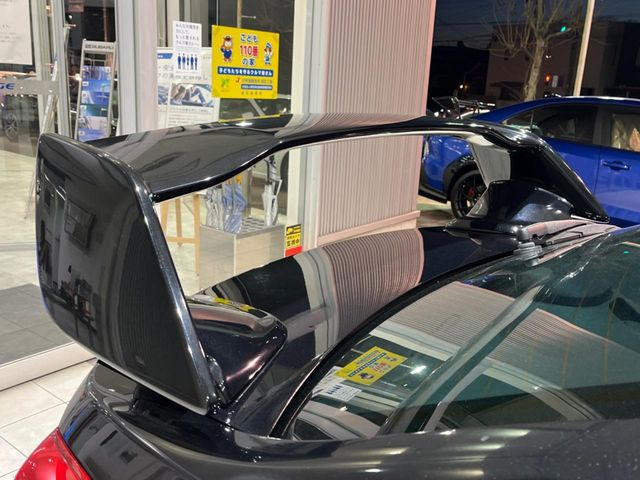 �y��^�����X�|�C���[�z�X�|�[�c�J�[�炵�����O�b�ƈ�������^�����X�|�C���[�𑕒��􍂑����s���̃X�^�r���e�B(���s���萫)����ɖ𗧂��܂��B