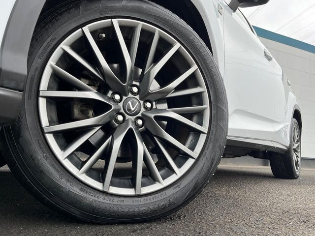 �y����20�C���`�A���~�z�C�[���z�O�ςɃ}�b�`���������A���~�z�C�[���𑕒����Ă���܂��B�e��ЊO�A���~�z�C�[����A�X�^�b�h���X�^�C�����戵�����Ă���܂��B���񂲑��k����������