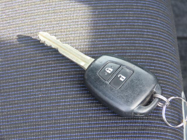 �L�[���X�L�[�G���g���[�ŎԊO����h�A�̊J���y�`���ł��l