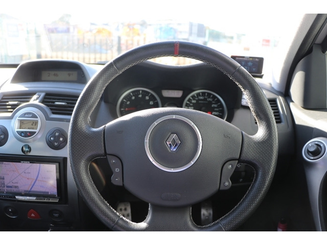 メガーヌスポール