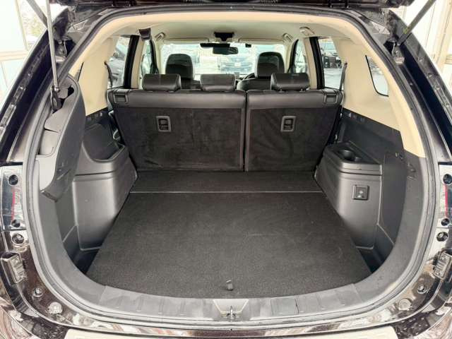 �C�ɂȂ邨�Ԃ�����܂�����E�̓d�b�ԍ����璼�ڂ��X�ɂ��₢���킹���������B�x�����@����ԗ����A��Ԃ܂łȂ�ł������������Ē����܂��B�X�^�b�t�ꓯ���A�����҂����Ă���܂��B