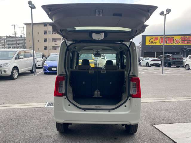 彦根インターからお車で3分とアクセス便利!近くには有名観光地の彦根城もありますので、観光と合わせてのご来店も良いですね♪活気溢れる自慢のスタッフがお客様のご来店をお待ちしております!