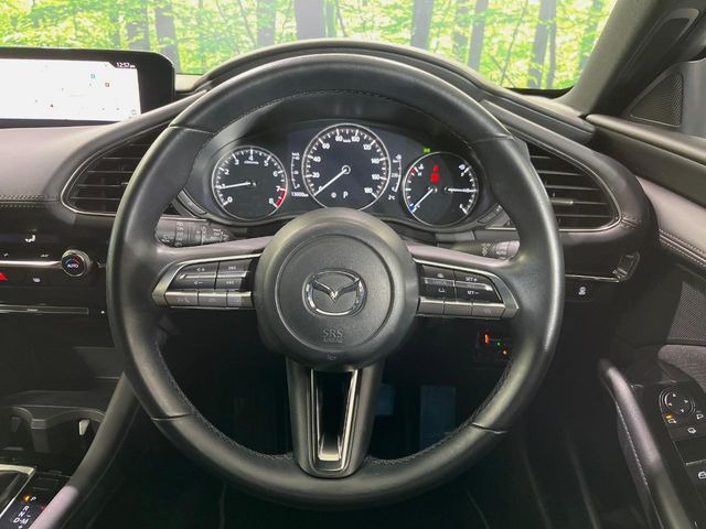 �y�����v�����X�e�A�����O�z�㎿�Ȋv���g�p���邱�ƂŁA��ɂ����������݂ƂĂ��^�]���₷���n���h���ł���