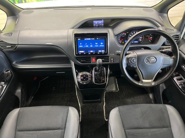 ヴォクシー2.0 ZS 煌III