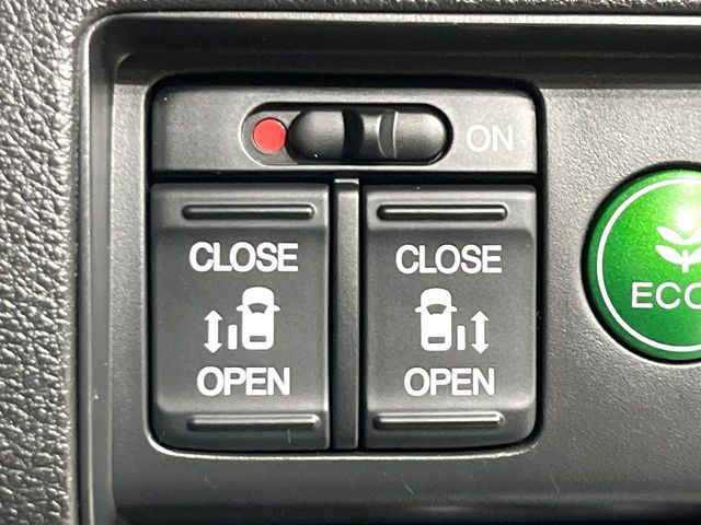 �y�����p���[�X���C�h�h�A�z�X�}�[�g�L�[��^�]�Ȃ̃X�C�b�`�Ō�ȗ����X���C�h�h�A�̊J���\���d��������͂����ăh�A���J����K�v�������A�����Ȃ��q�l�ł��ȒP�ɊJ���߂ł����K�ł���