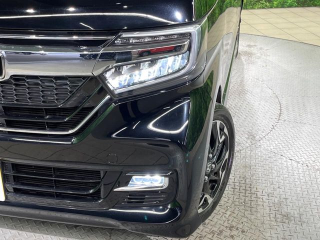 �yLED�w�b�h���C�g�z���V����ԑ��s�����ǍD�Ȏ��E���m�ۂ����S���ĉ^�]�ł��鍂�P�xLED�w�b�h���C�g�𑕔�!�_�����x�������A����d�͂��}�����Ă��܂��B