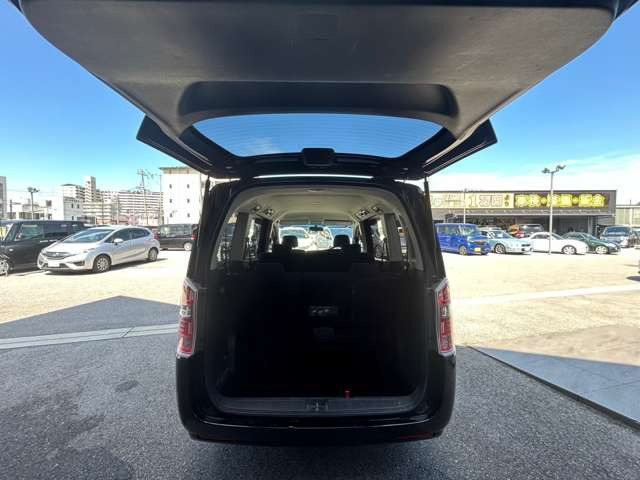 �F���C���^�[���炨�Ԃ�3���ƃA�N�Z�X�֗�!�߂��ɂ͗L���ό��n�̕F���������܂��̂ŁA�ό��ƍ��킹�Ă̂����X���ǂ��ł��ˁ􊈋C���鎩���̃X�^�b�t�����q�l�̂����X�����҂����Ă���܂�!