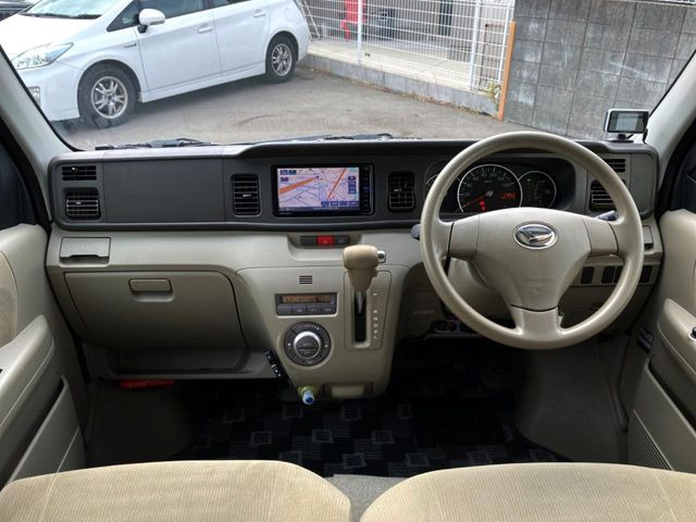 �O���[�v���݌ɐ���30,000��!!�S���̌n��X���烁�[�J�[�E�Ԏ��킸���Љ�o����̂ŁA���Ȃ��Ƀs�b�^���̂��Ԃ�������͂��ł���܂��͂��₢���킹��������