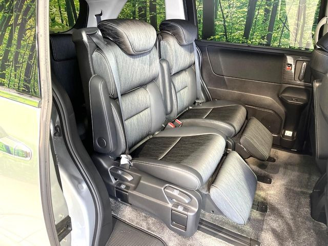 ���ڒ����̓E�H�[�N�X���[�ƂȂ��Ă���܂��B���ڂƎO��ڂ̈ړ�����~�肪�Ƃ��Ă��y�ɂȂ�̂ŁA���~��̍ۂ��X�g���X�������邱�Ƃ͂���܂����