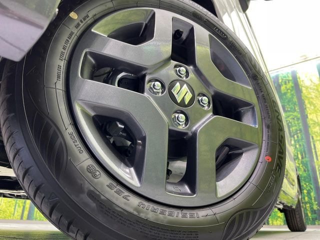 �y����14�C���`�A���~�z�C�[���z�O�ςɃ}�b�`���������A���~�z�C�[���𑕒����Ă���܂��B�e��ЊO�A���~�z�C�[����A�X�^�b�h���X�^�C�����戵�����Ă���܂��B���񂲑��k����������