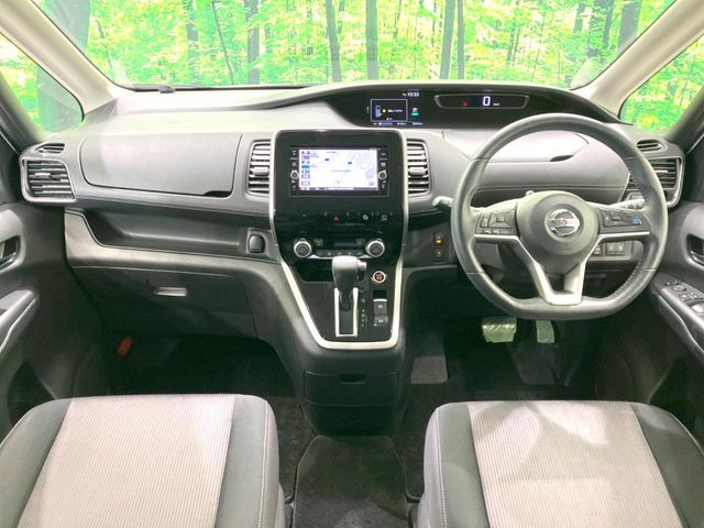 セレナ2.0 ハイウェイスター Vセレクション