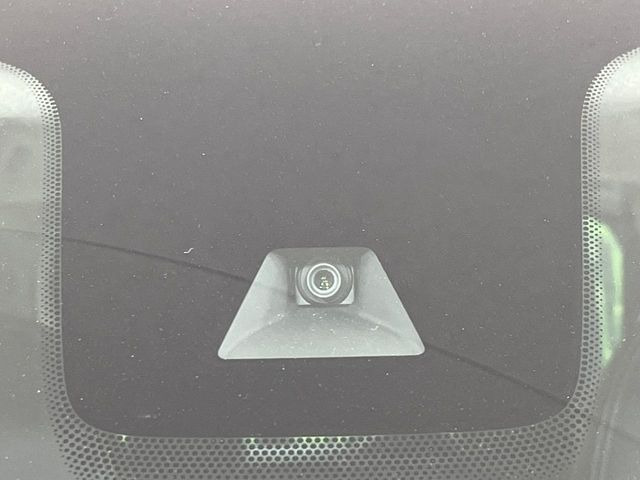 �y�O�He-Assist�z���s���ɑO���̎ԗ�����F�����A�Փ˂������Ȏ��͌x��ƃu���[�L�ŏՓˉ���Ɣ�Q�y�����A�V�X�g�B�����S�Ƀh���C�u�����y���݂��������܂��B