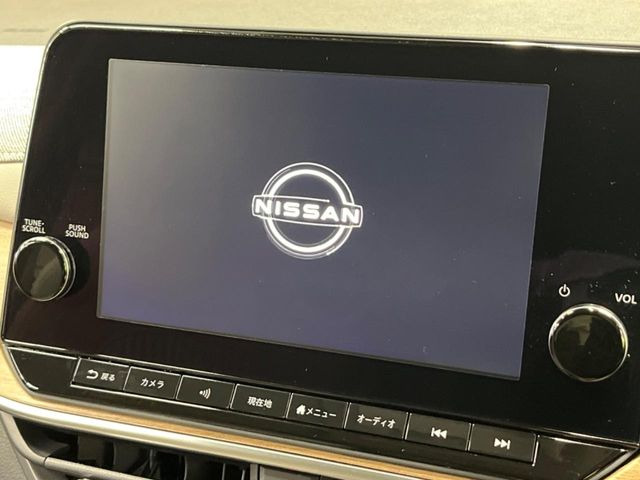 �y���[�J�[����9�^�i�r�z�C���e���A�ɗn�����ރX�^�C���b�V���ȁu��p�݌v�v���[�J�[�i�r�𑕔��􎋔F���⑀�쐫�ȂǊ�{���\�ɂ��D��A���㎿�ȃJ�[���C�t�����y���݂��������܂��B