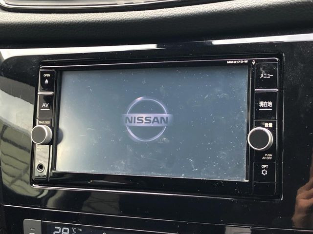 �y�����i�r�z�l�C�̏����i�r�𑕔����Ă���܂��B�i�r�̎g���₷���͂������A�I�[�f�B�I�@�\���[��!�L�����v�◷�s�͂������A�ʋ΂┃�����ȂǕ��i�̃h���C�u���y�����Ȃ�͂���