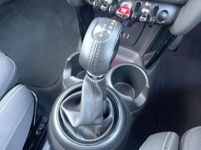 ��MT���[�h�t��AT:�ʏ�͎����ł����Ȃ���ϑ�(�M�A�`�F���W)���h���C�o�[�̑���ɂ���ĈӐ}�I�ɕς�����V�X�e���ł��B����w���i�̃h���C�u�����y���݂��������܂�!