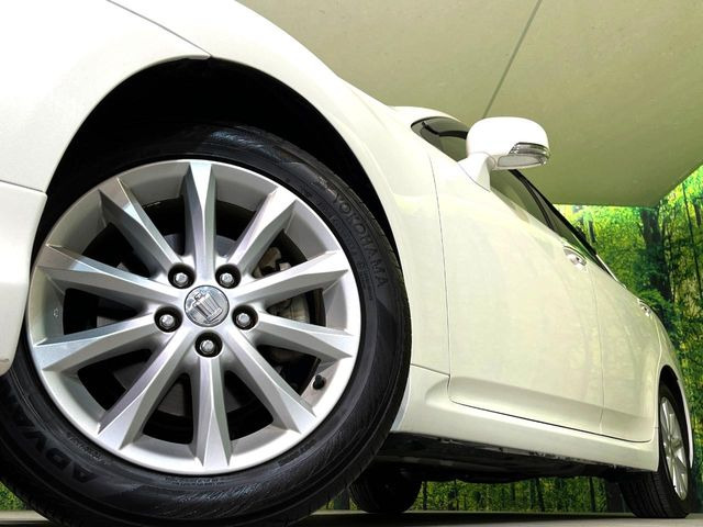 �y�����I�v�V����17�C���`�A���~�z�C�[���z�����I�v�V�����z�C�[���𑕒��B���s���\�̌���ɉ����A�O�ς����X�^�C���b�V���ɂȂ��Ă��܂��B