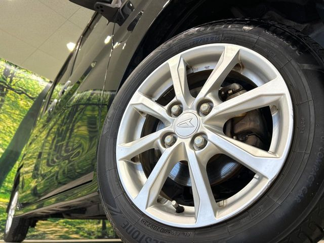 �y����14�C���`�A���~�z�C�[���z�O�ςɃ}�b�`���������A���~�z�C�[���𑕒����Ă���܂��B�e��ЊO�A���~�z�C�[����A�X�^�b�h���X�^�C�����戵�����Ă���܂��B���񂲑��k����������