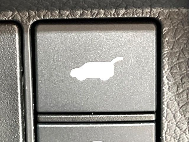 �y�p���[�o�b�N�h�A�z�X�}�[�g�L�[��^�]�Ȃ̃{�^�������������Ń��A�Q�[�g�������ŊJ���܂�!�ו��������Ă��鎞��A�����ʒu�ɂ���o�b�N�h�A��߂�ۂɕ֗��ȋ@�\�ł���