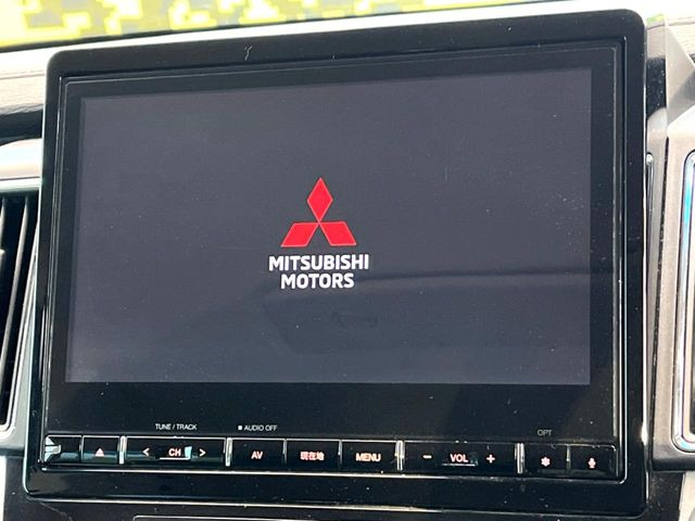 �y�C���`�����i�r�z�l�C�̏����i�r�𑕔����Ă���܂��B�i�r�̎g���₷���͂������A�I�[�f�B�I�@�\���[��!�L�����v�◷�s�͂������A�ʋ΂┃�����ȂǕ��i�̃h���C�u���y�����Ȃ�͂���