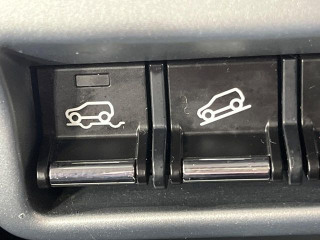 4WD�̂��Ԃł��̂ŁA�ᓹ�ł����S�ł���~��n�n��ɂ��Z�܂��̕��ȊO�ɂ��A�E�B���^�[�X�|�[�c����̕���~��n��֋A�Ȃ����@�������ɂ���������!