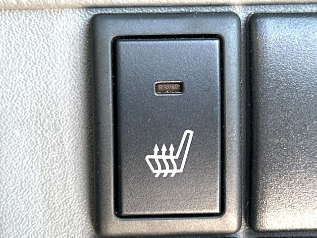 �y�V�[�g�q�[�^�[�z�������ɏd�󂷂�V�[�g�q�[�^�[!�G�A�R����葁�����܂��Ă����̂Ŋ�����̐l�����S�ł��ˁ�G�A�R���̉����͊������邩����A�Ƃ������ɂ����������߂ł��B