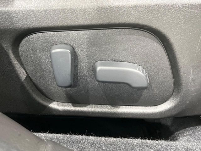 �y�p���[�V�[�g�z�X�C�b�`��ŊȒP�ɃV�[�g�̔��������\!�d��������͂�����܂���!���K�ȃV�[�g�|�W�V�����ɃZ�b�g���āA���K�ȃh���C�u�����y���݂��������B