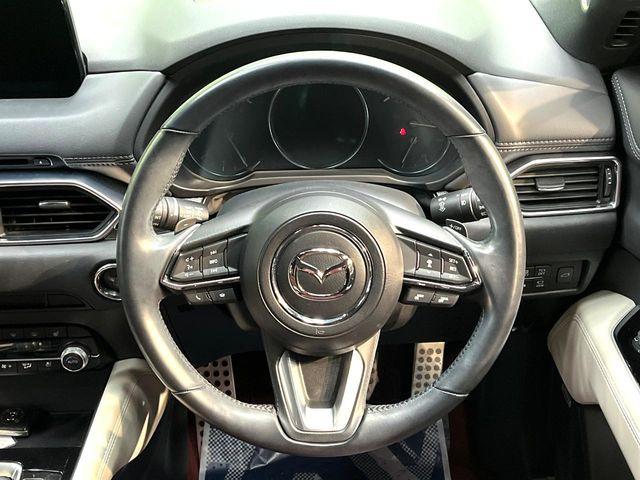 �y�����v�����X�e�A�����O�z�㎿�Ȋv���g�p���邱�ƂŁA��ɂ����������݂ƂĂ��^�]���₷���n���h���ł���