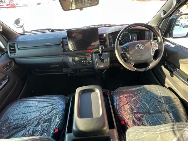 ハイエースバン