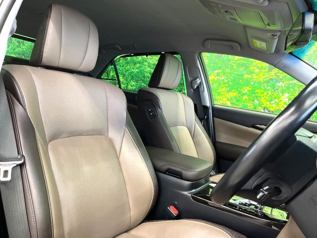 �y���烌�U�[�V�[�g�z����̂ӂ���肪�e�ՂŃ����e�i���X�����ȒP�ȁA�@�\���ɗD��鍇����v���̗p�����㎿�ȃV�[�g�ł��B����S�n���悭�A���������ӂ��S�n�ǂ��ԓ���Ԃ����o���Ă���܂��B