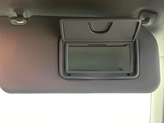 �y�o�j�e�B�~���[�z�T���o�C�U�[���ɐݒu���ꂽ�~���[�Őg�����Ȃ݃`�F�b�N!������Ƃ������C�N�����ɂ����􂵂܂���