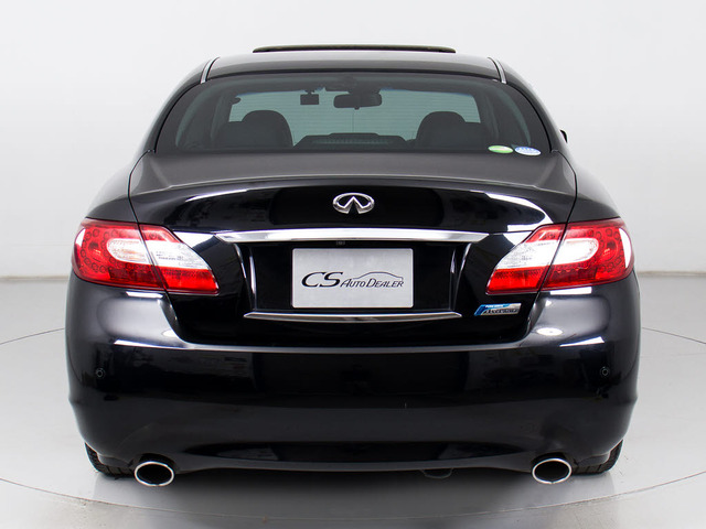 �N���A�����X�\�i�[���t���Ă��܂�!�t�����g&���A�ɃZ���T�[������A��Q���ɋ߂Â��ƌx��������h���C�o�[�ւ��m�点!�������֗��Ȑl�C�����ł�!!