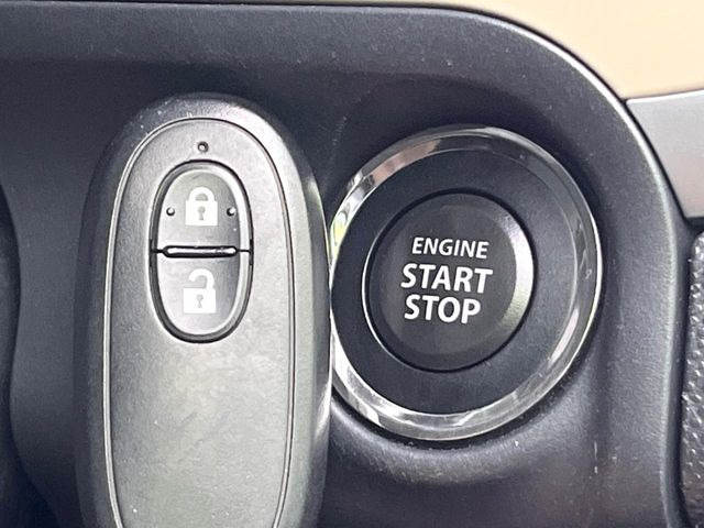 �y�L�[���X�X�^�[�g�V�X�e���z�J�o����|�P�b�g�ɓ��ꂽ�܂܂ł��h�A�̎{���E�������\�ȃX�}�[�g�L�[�𑕔��B�G���W���̃I���E�I�t�����J�M�����o���K�v����������Ƃ��Ă��֗��ł���