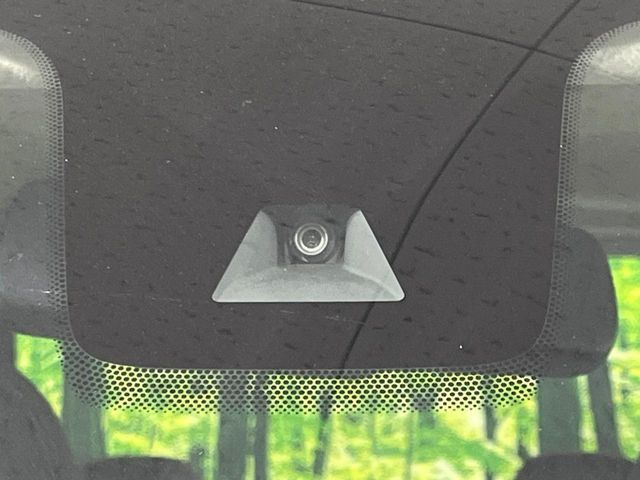 �y�O�He-Assist�z���s���ɑO���̎ԗ�����F�����A�Փ˂������Ȏ��͌x��ƃu���[�L�ŏՓˉ���Ɣ�Q�y�����A�V�X�g�B�����S�Ƀh���C�u�����y���݂��������܂��B