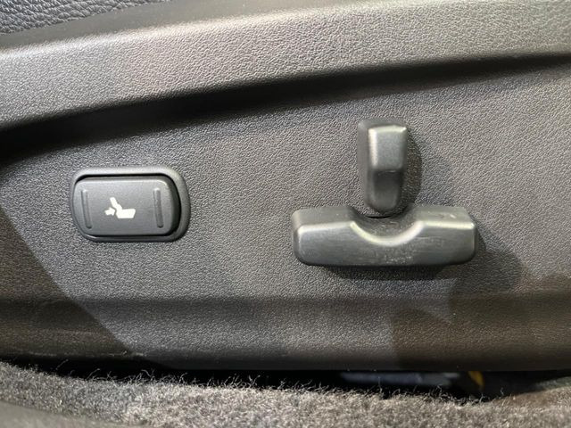 �y�p���[�V�[�g�z�X�C�b�`��ŊȒP�ɃV�[�g�̔��������\!�d��������͂�����܂���!���K�ȃV�[�g�|�W�V�����ɃZ�b�g���āA���K�ȃh���C�u�����y���݂��������B