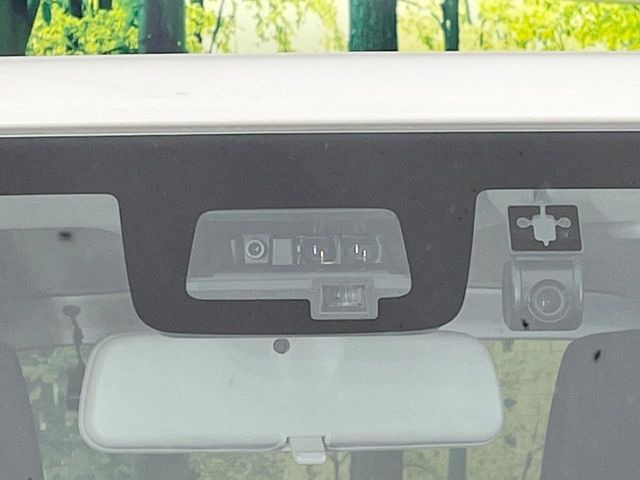 �y�X�Y�L �Z�[�t�e�B�T�|�[�g�z���s���ɑO���̎ԗ�����F�����A�Փ˂������Ȏ��͌x��ƃu���[�L�ŏՓˉ���Ɣ�Q�y�����A�V�X�g�B�����S�Ƀh���C�u�����y���݂��������܂��B