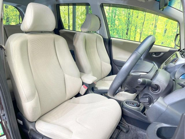 �^�]�ȃV�[�g���͎g�p�������Ȃ��A�ǍD�ȏ�ԂƂȂ��Ă��܂��B���J�Ɏg���Ă������Ƃ��悭�킩��܂��ˁB