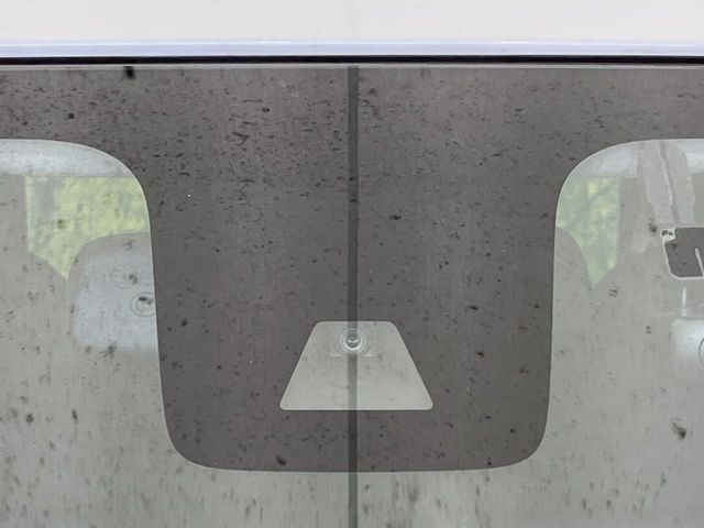 �y�C���e���W�F���g�G�}�[�W�F���V�[�u���[�L�z�t�����g�J�����őO���̎ԗ�����s�҂����m�B�Փ˂������Ȏ��͏Փ˔�Q�y���u���[�L���쓮�A�Փˉ�����T�|�[�g�B�����S�Ƀh���C�u�����y���݂��������܂��B